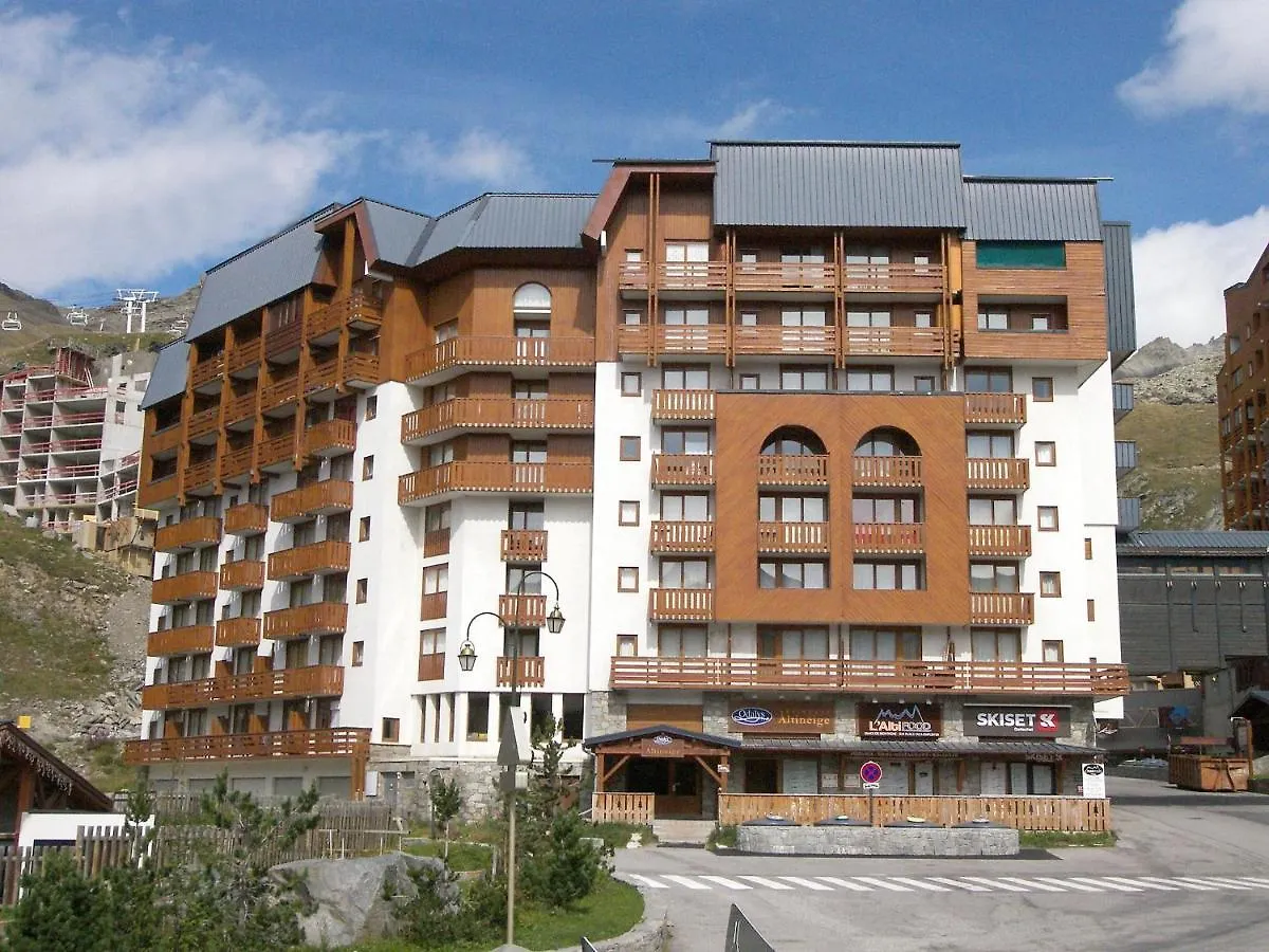 Apartment Altineige-6 By Interhome Val Thorens 0*,  Francia